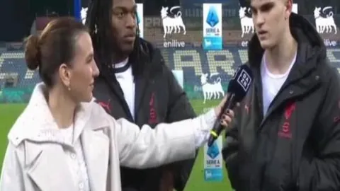 中国男足客场不敌澳大利亚队